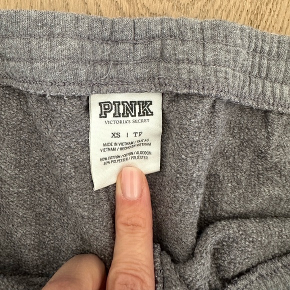 Victoria’s Secret Pink grey sweatpants XS - Picture 2 of 3